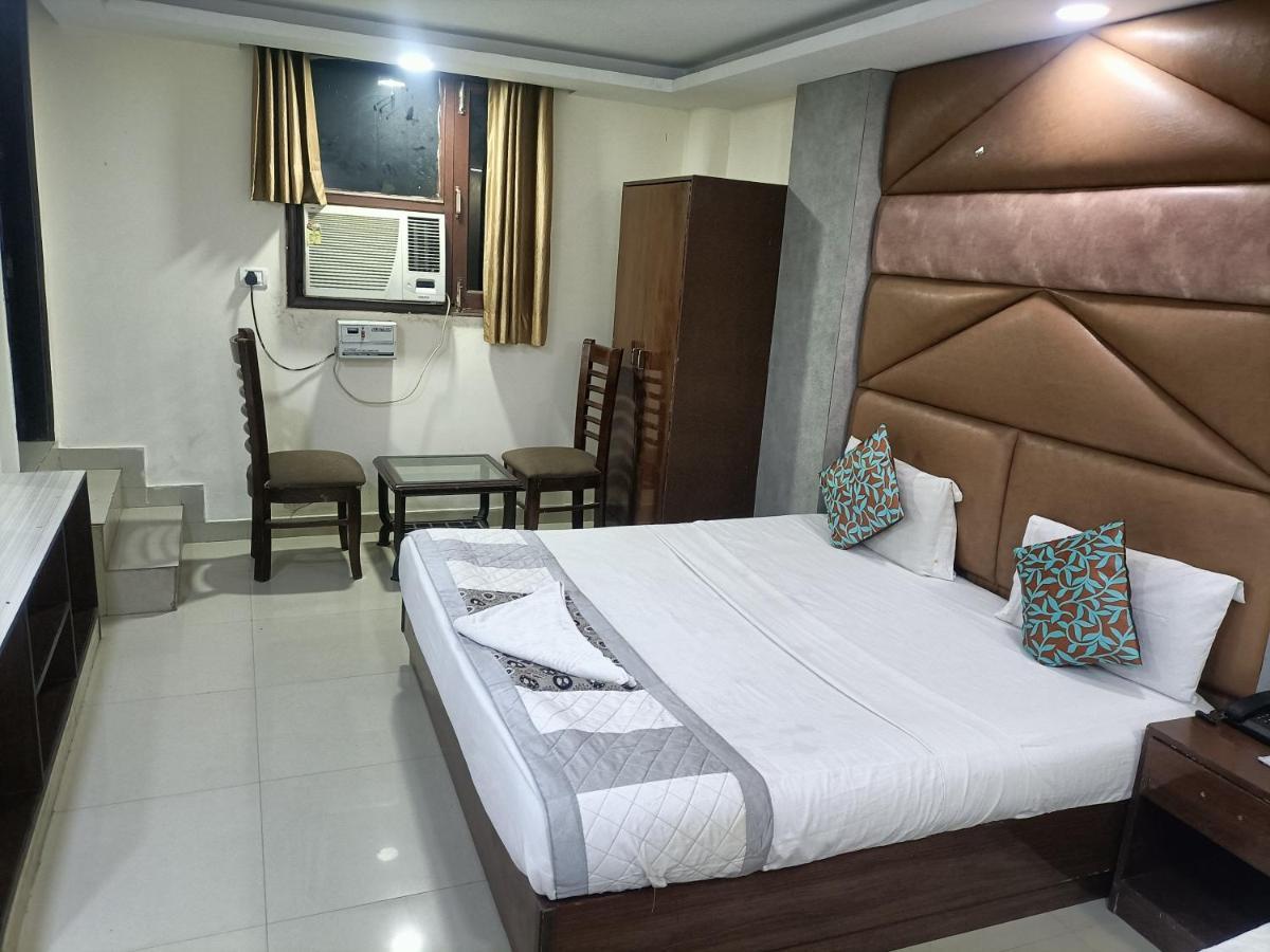 King Delhi Airport Hotel Új-Delhi Kültér fotó