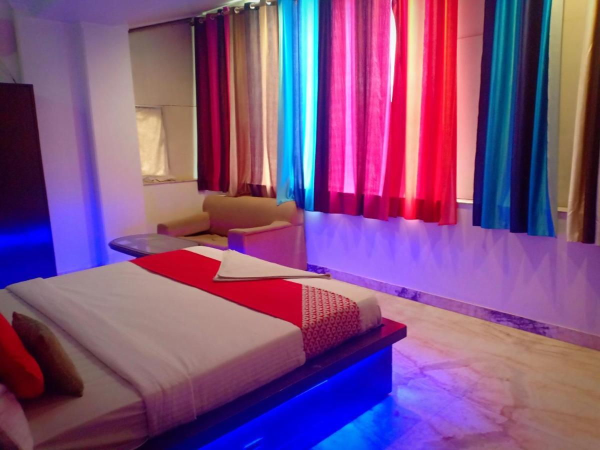 King Delhi Airport Hotel Új-Delhi Kültér fotó