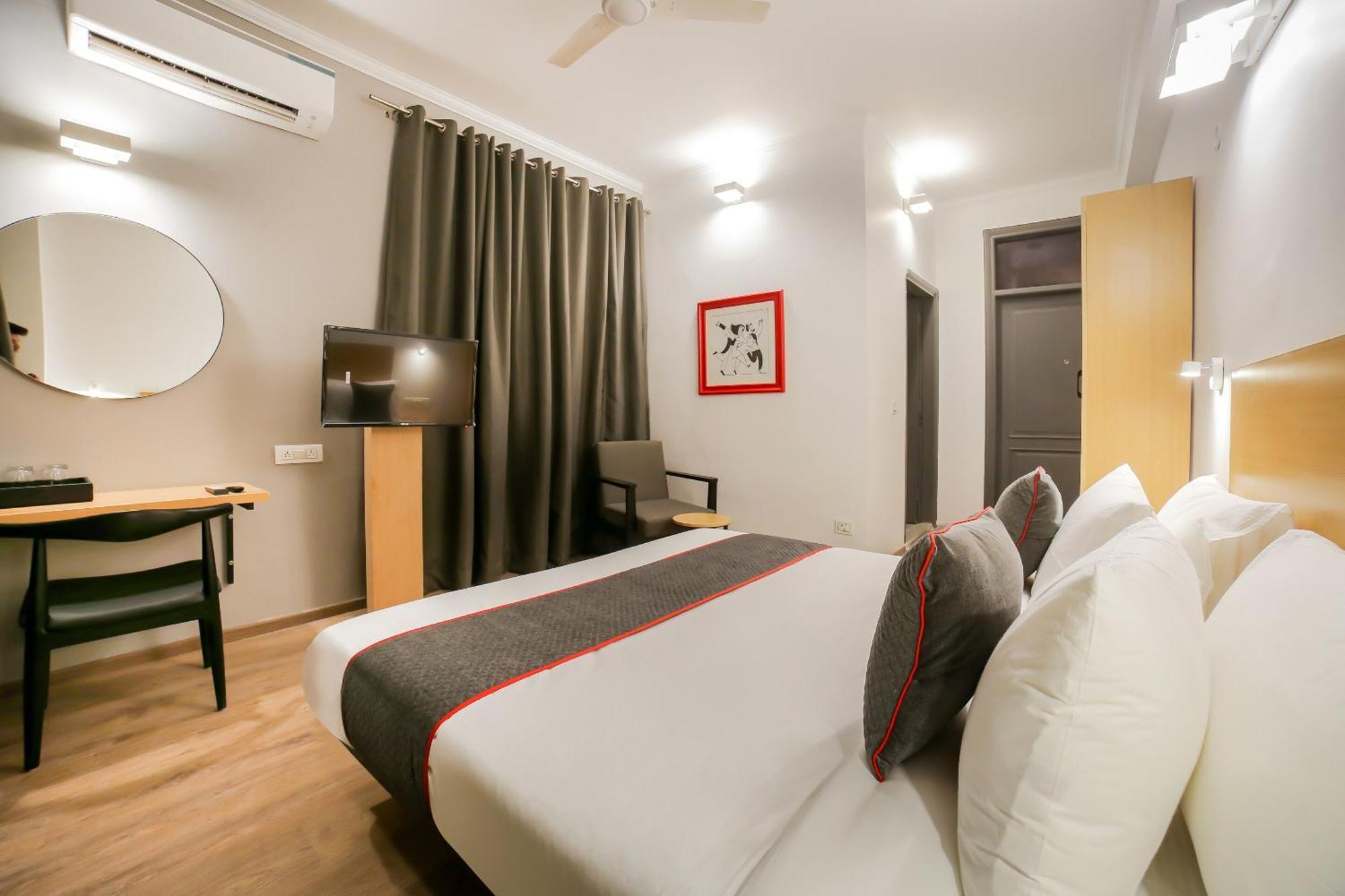 King Delhi Airport Hotel Új-Delhi Kültér fotó